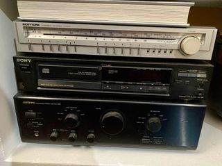 Equipo de sonido Benytone, Sony, Onkyo
