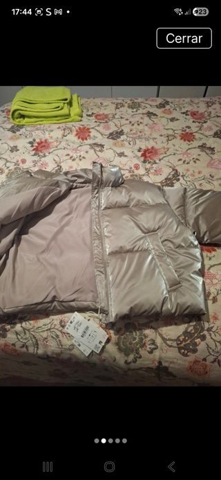 Cazadora plumífero beige/plateado