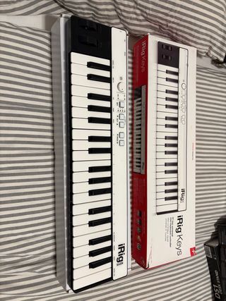 Teclado MIDI iRig Keys 37