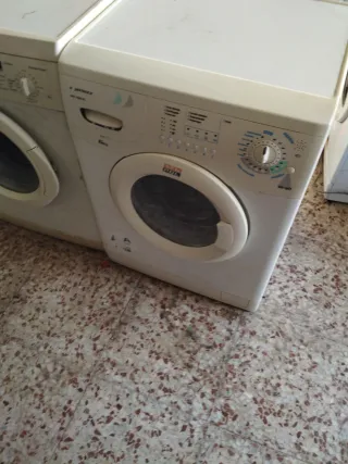Lavadora blanca