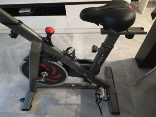 Bicicleta Spinning HE-KA Max 150kg