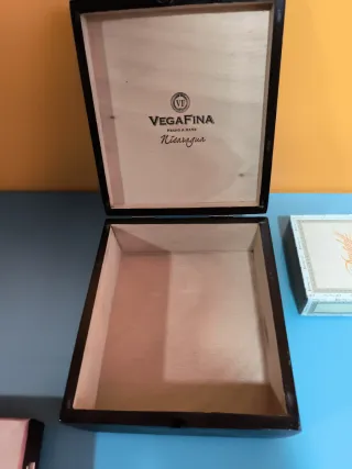 4 Scatole Vuote di Sigari Antiche