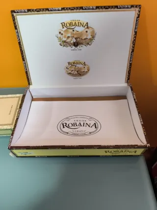 4 Scatole Vuote di Sigari Antiche