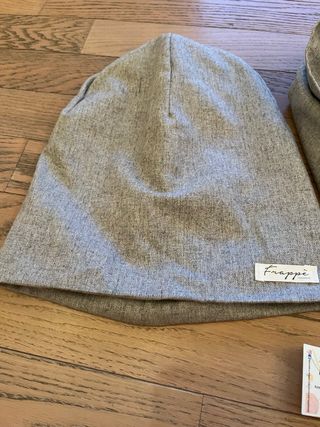 Set cappello e sciarpa grigio donna