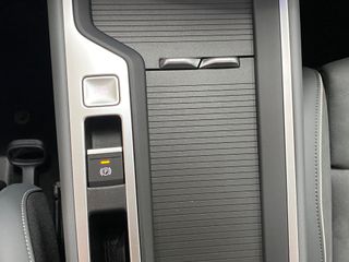 Volkswagen Passat Business 1.5 ETSI 150CV DSG MHEV