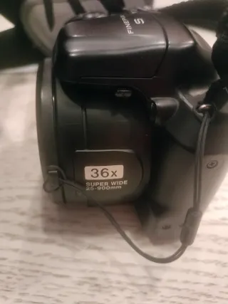 Cámara digital Fujifilm finepix s8600