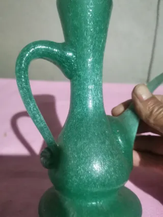 Porrón soplado antiguo verde