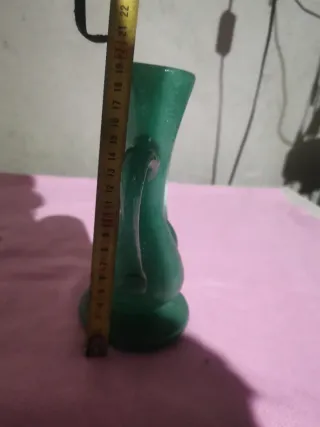 Porrón soplado antiguo verde