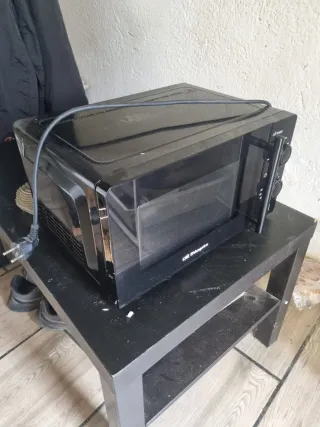 Microondas negro