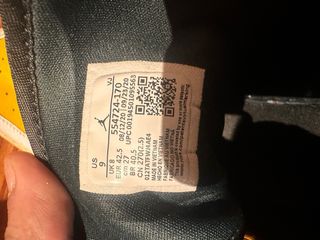 Nike Air Jordan 1 Mid Amarillo/Blanco