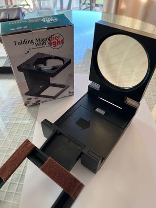 Lupa Plegable con Luz 90mm