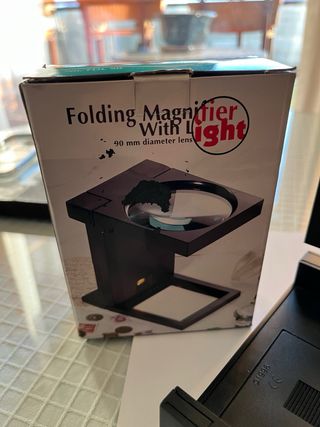 Lupa Plegable con Luz 90mm