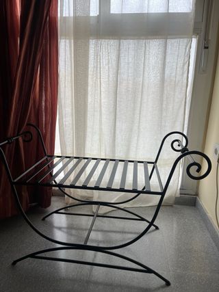 Banqueta de hierro forjado
