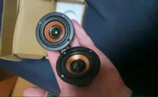 2 Altavoces Coaxiales 2.5" (63mm) de 5W cada 1