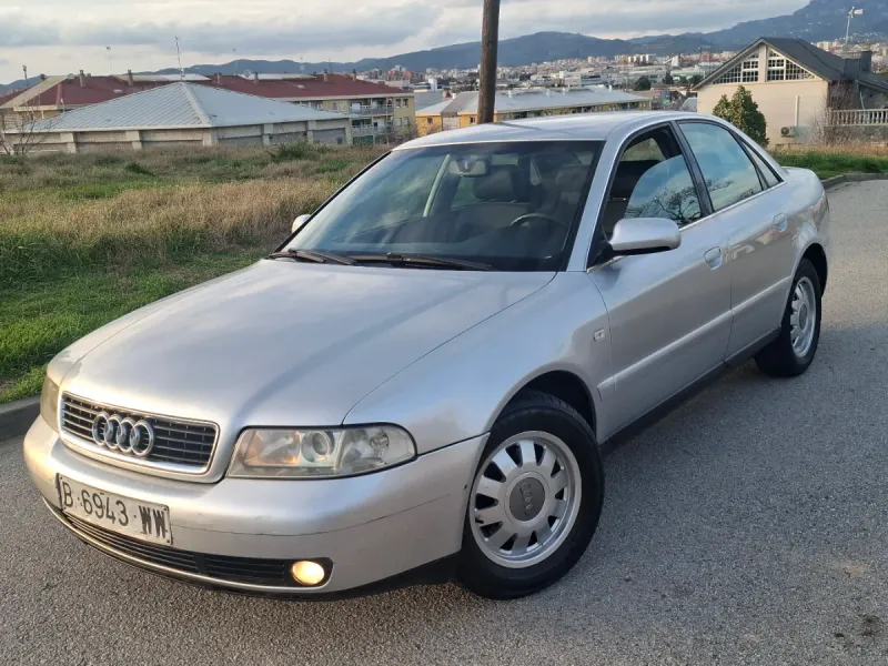 Audi A4 2.4 (1995) 2000