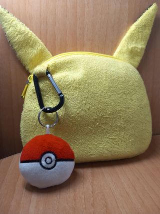 Nintendo 2DS + Funda + Cargador Original