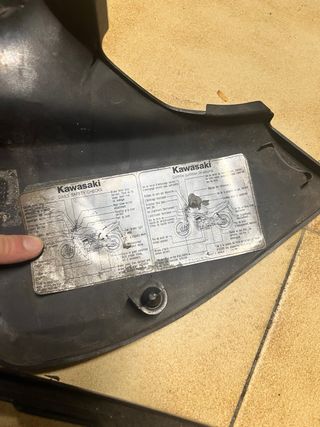 Tapas laterales Kawasaki ER500