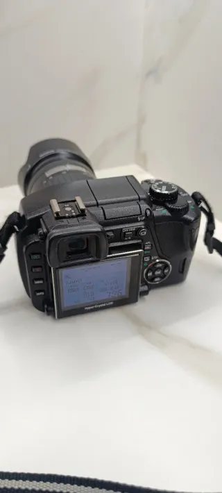 Olympus E-330 + Lentes + Flash Metz