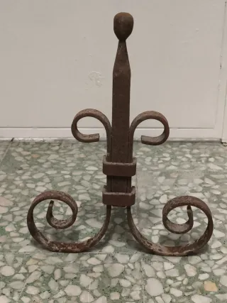 Antichi moriglioni francesi per caminetto