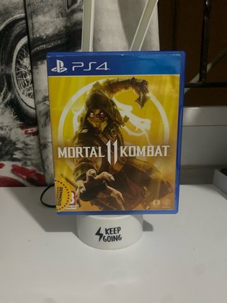 PS4 Slim 1 TB + 2 mandos originales + 3 juegos