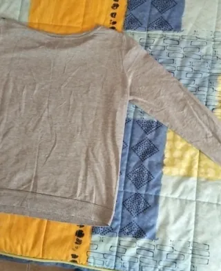 Camiseta manga larga LOVE floral gris