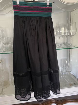 Falda larga Sisley negra talla 34-36