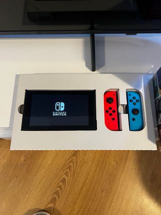 Nintendo Switch Azul y Rojo