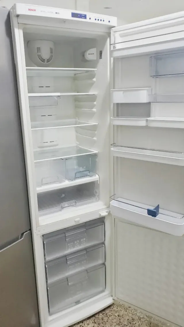 Nevera Bosch No Frost 2m x 60cm clase A +