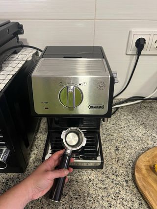Cafetera DeLonghi Plata