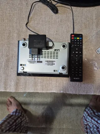 TV OKI 24 COMBO TDT + Receptor Satélite. Mando+Man