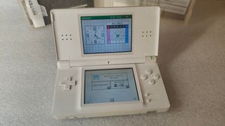 🇪🇸 Hotel Dusk Room 215 Nintendo DS