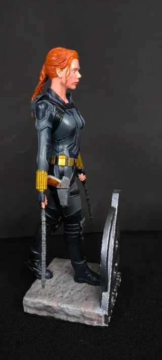 Figura Viuda Negra Vengadores