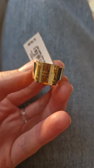 Anillo Michael Kors Dorado Talla 5