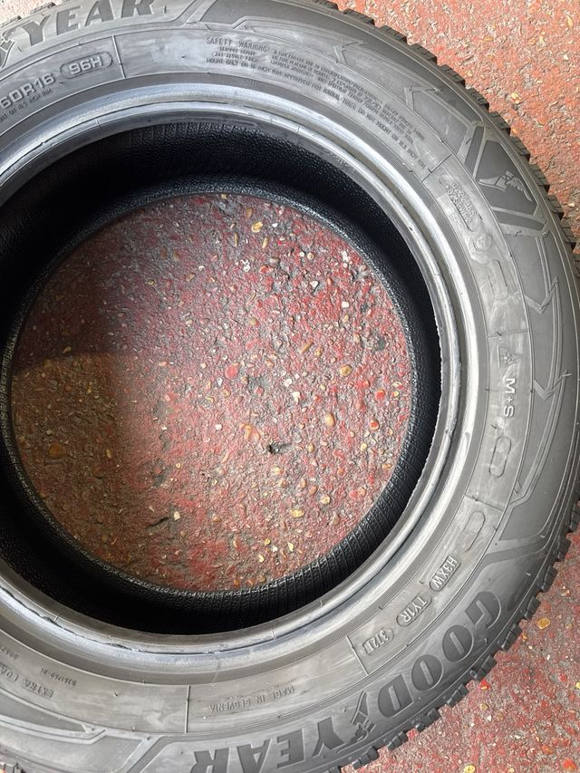 2 Neumáticos GOOD YEAR ULTRAGRIP 205/60R16