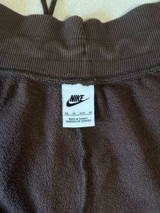 Pantalón chándal Nike Oversize Marrón Talla Única