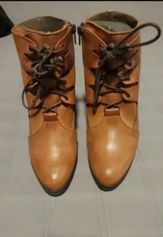 Botines de piel n° 37. Lote de dos