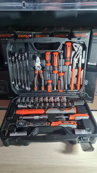 Dnipro-M Juego Herramientas Ultra 56 Piezas