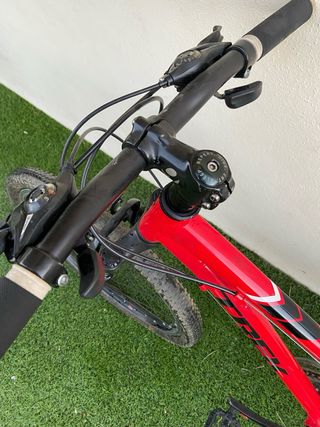 Bicicleta Infantil Trek Precaliber 24 8-speed Roja