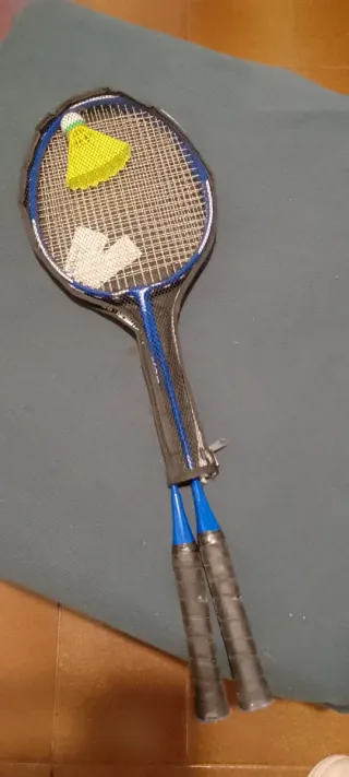 Set Bádminton con 2 Volantes y Funda