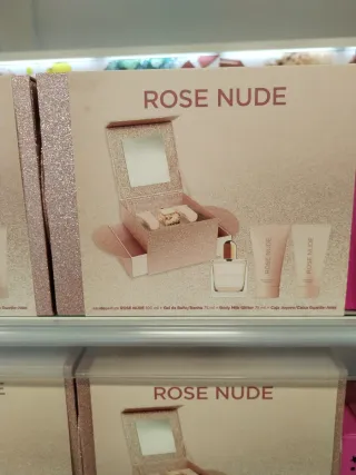 Más modelos en las fotos