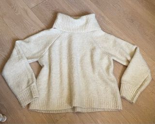 Jersey cuello alto blanco