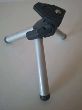 Mini trípode Hama plegable De Aluminio las patas