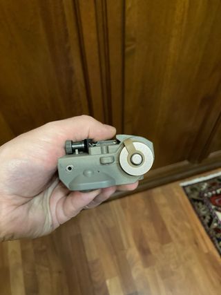 Casella laser Peq15 IR