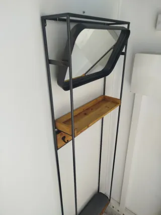 Specchio ingresso con appendiabiti e ripiano
