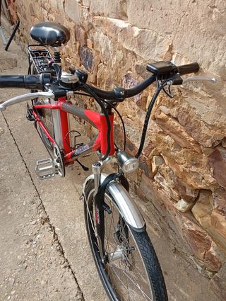 Bicicleta Eléctrica Roja