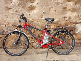 Bicicleta Eléctrica Roja