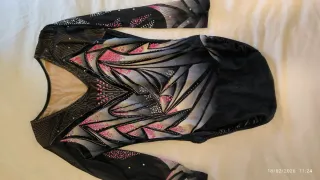 Maillot Gimnasia Negro y Rosa Brillante