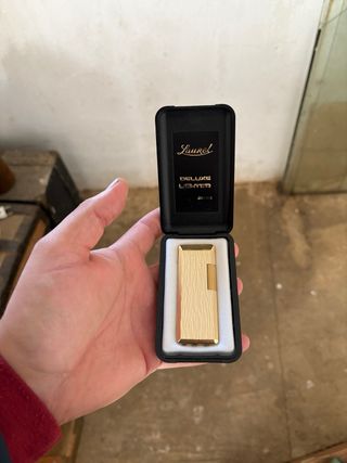 Mechero Deluxe Japan Dorado