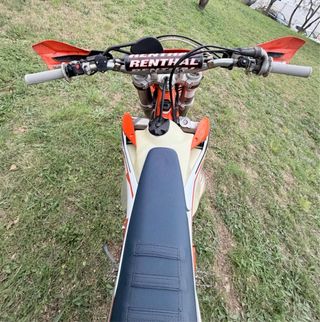 KTM 300 2t EXC TPI Enduro Moto 2023.