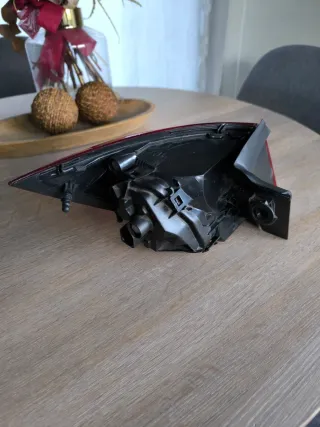 Piloto Trasero Derecho León MK3 Familiar